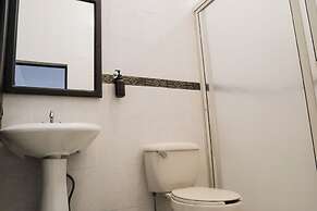 ANTIQUE Guest House Fundidora