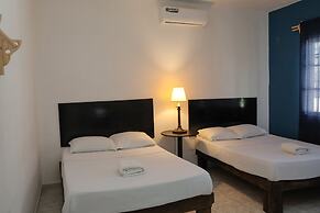 ANTIQUE Guest House Fundidora