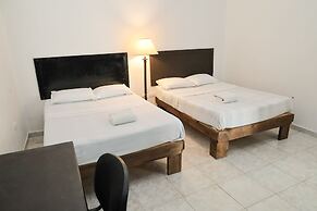 ANTIQUE Guest House Fundidora