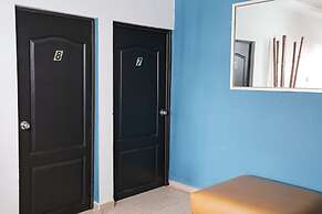 ANTIQUE Guest House Fundidora