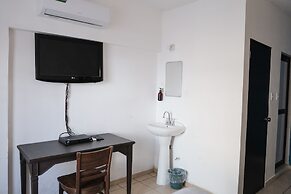 ANTIQUE Guest House Fundidora