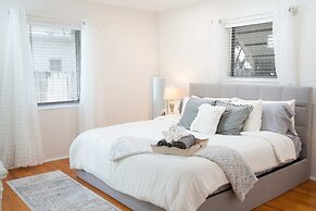 Cozy House With Patio, Fireplace, Parking - Hollywood, Florida