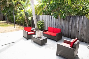 Cozy House With Patio, Fireplace, Parking - Hollywood, Florida