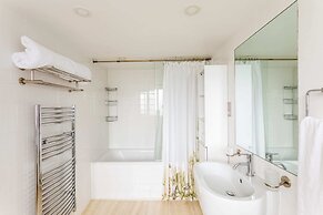 Duke of Clarence Duplex