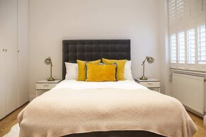 Bright Chelsea Garden Nest