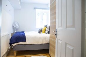 Bright Chelsea Garden Nest