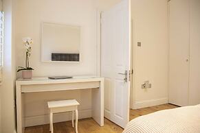 Bright Chelsea Garden Nest