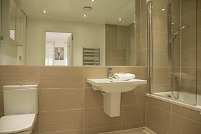 Bright Chelsea Garden Nest