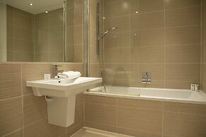 Bright Chelsea Garden Nest