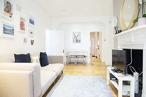 Bright Chelsea Garden Nest