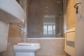 Stunning Rare Soho Gem