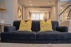 Stunning Rare Soho Gem
