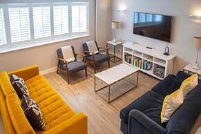Stunning Rare Soho Gem