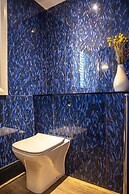 Stunning Rare Soho Gem