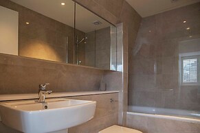 Stunning Rare Soho Gem