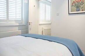 Stunning Rare Soho Gem