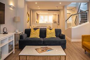Stunning Rare Soho Gem