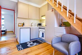 Bright Maida Vale Apartment