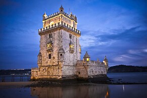 Bright Maida Vale Apartment
