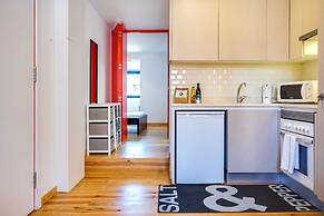 Bright Maida Vale Apartment