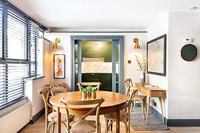 Classy Notting Hill Nest