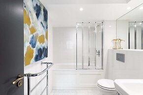 Classy Notting Hill Nest