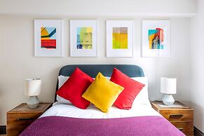 Classy Notting Hill Nest