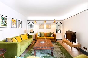 Classy Notting Hill Nest