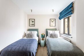 Classy Notting Hill Nest