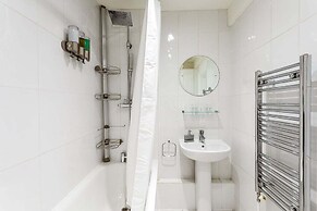 Cosy Pimlico Retreat