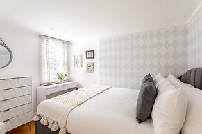 Fabulous Gloucester Road Apartment