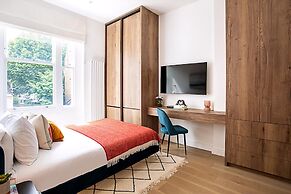 Stunning Earls Court Flat