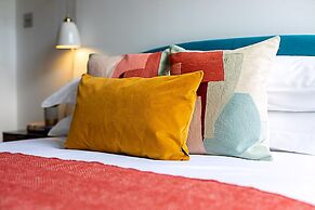 Stunning Earls Court Flat