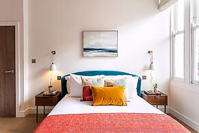 Stunning Earls Court Flat