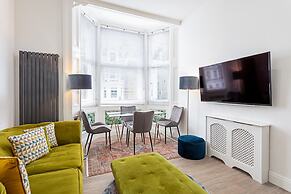 Charming Chelsea Flat