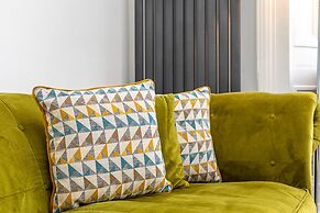 Charming Chelsea Flat