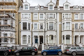 Charming Chelsea Flat