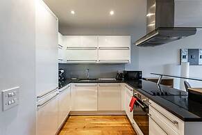 Holborn Flat With Green Views