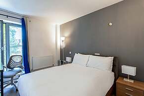 Holborn Flat With Green Views