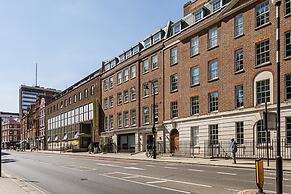 Holborn Flat With Green Views