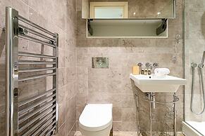 Holborn Flat With Green Views