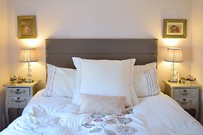 Whitechapel Modern Studio Flat