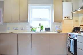 Whitechapel Modern Studio Flat