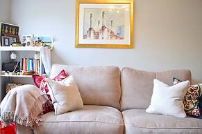 Whitechapel Modern Studio Flat