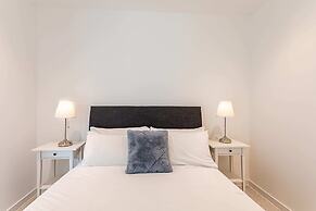 Whitechapel Modern Studio Flat