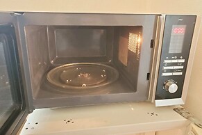 Bright & Cosy One-bed Apartment