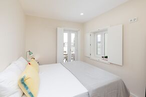 Modern Victoria Park Apartment