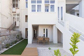 Modern Victoria Park Apartment