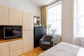 Marylebone Studio Flat