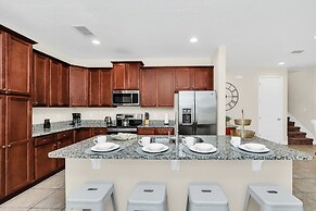 Fun and Stylish Family Villa in Encore Resort!